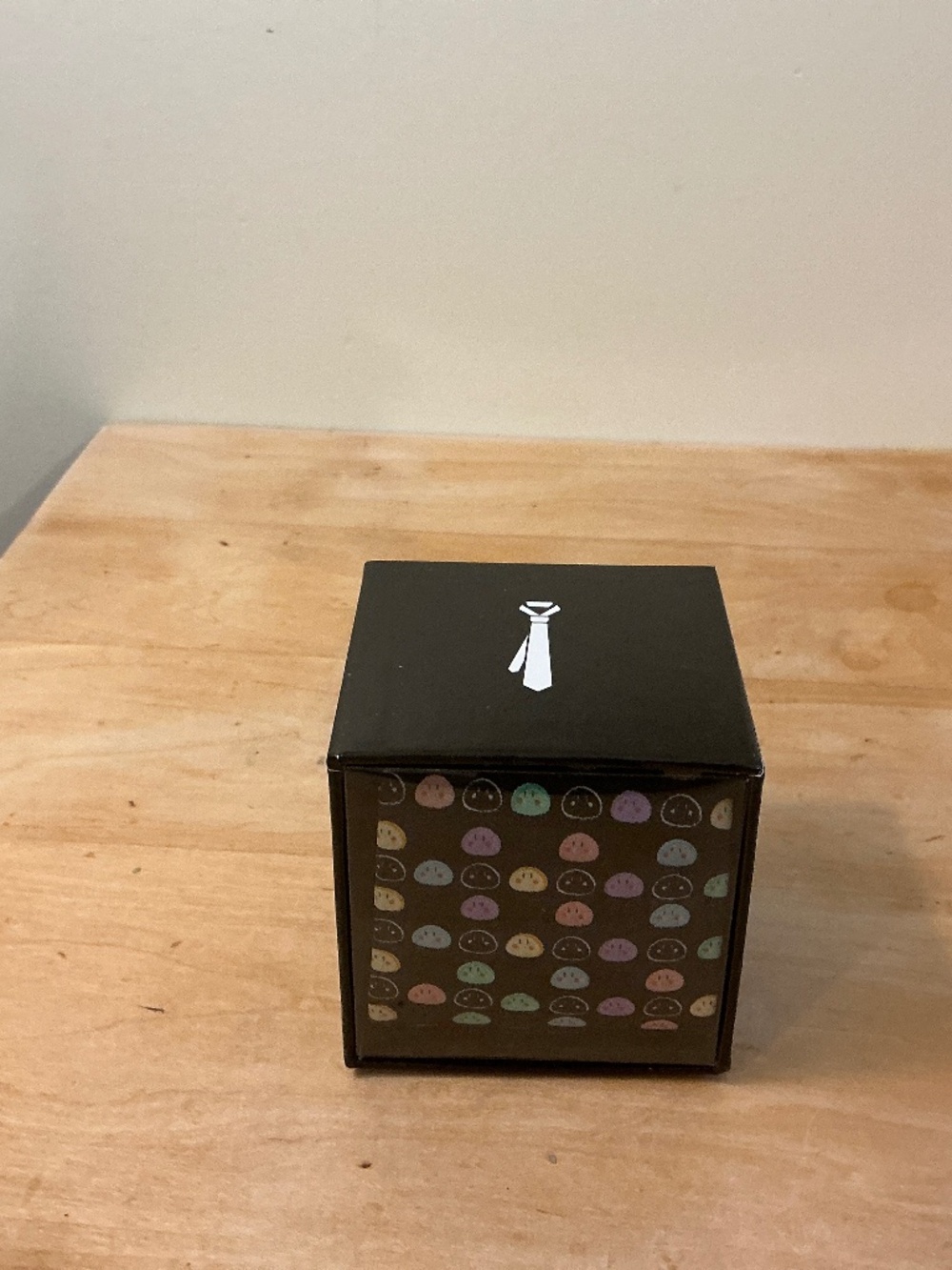 Akibento Mochi design Tie